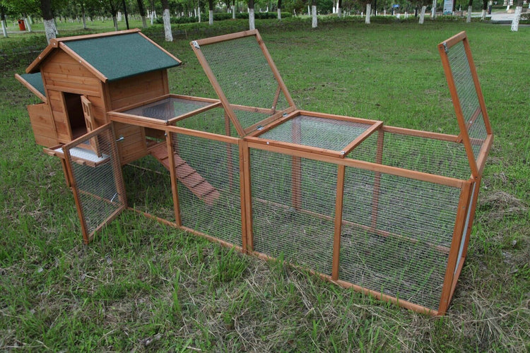 Chicken Coop w/  Run and w/Nesting Box 120''